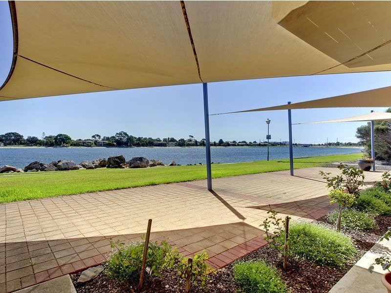 3/17 Lord Hobart Way, West Lakes SA 5021