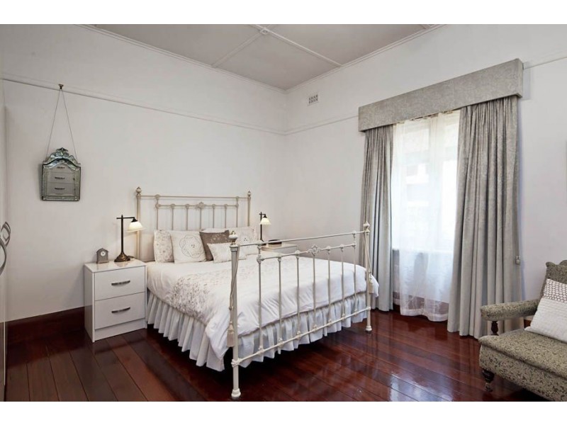 628 Seaview Road, Grange SA 5022