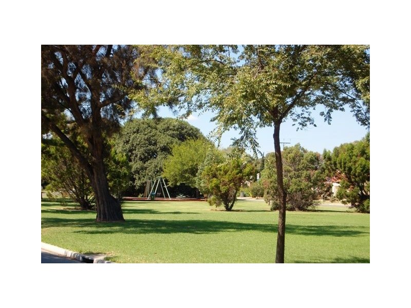 86 Halsey Road, Henley Beach South SA 5022