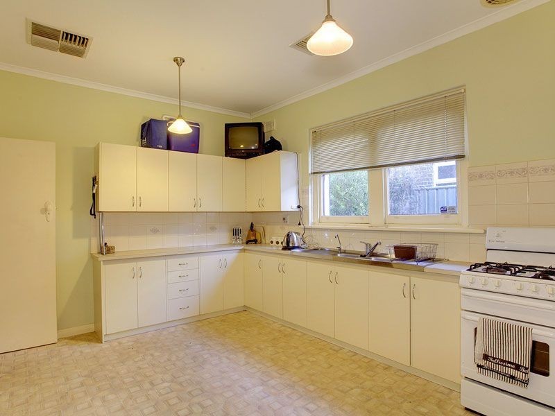 137 East Terrace, Henley Beach SA 5022