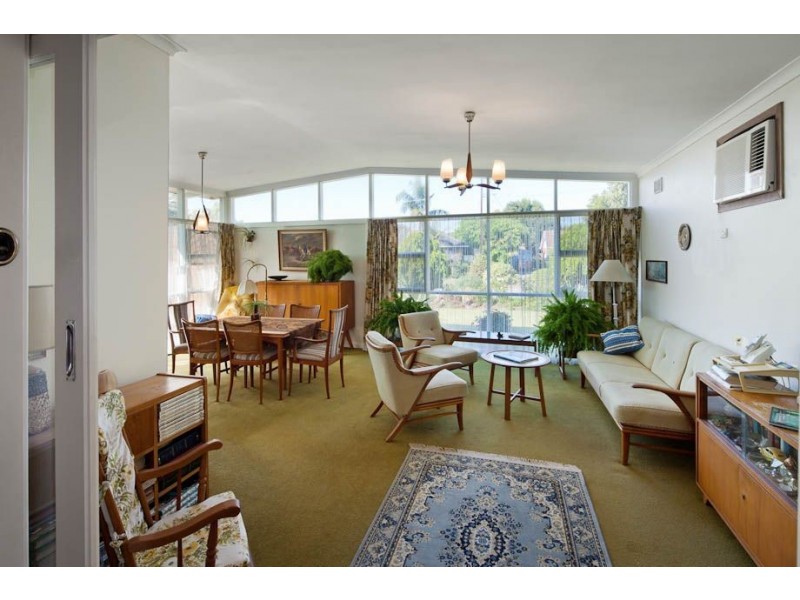 10 Nevis Street, West Beach SA 5024