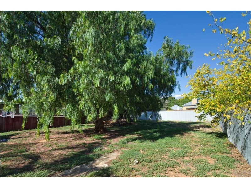 75a East Street, Brompton SA 5007