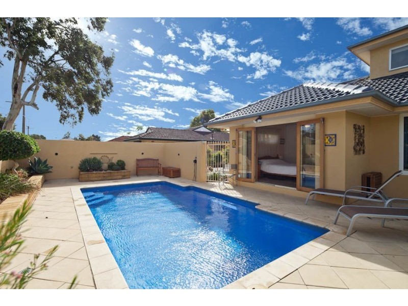 18 Pacific Parade, West Beach SA 5024