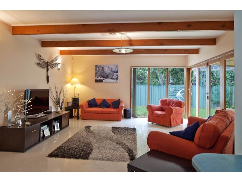 18 Pacific Parade, West Beach SA 5024