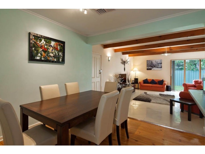 18 Pacific Parade, West Beach SA 5024