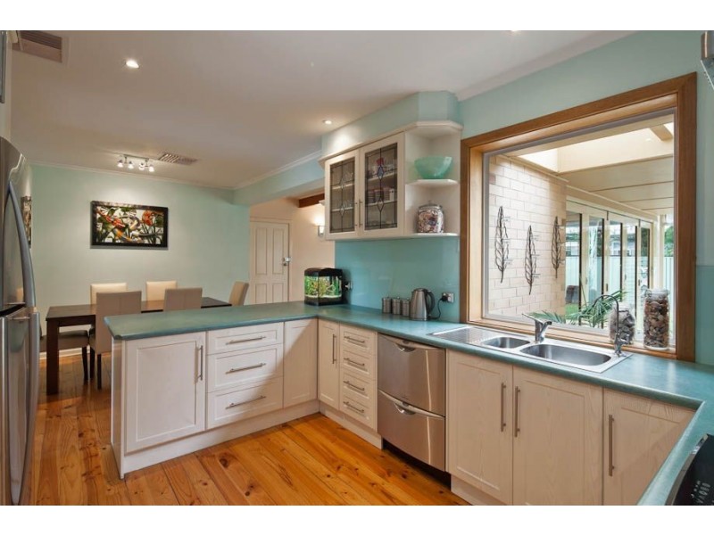18 Pacific Parade, West Beach SA 5024