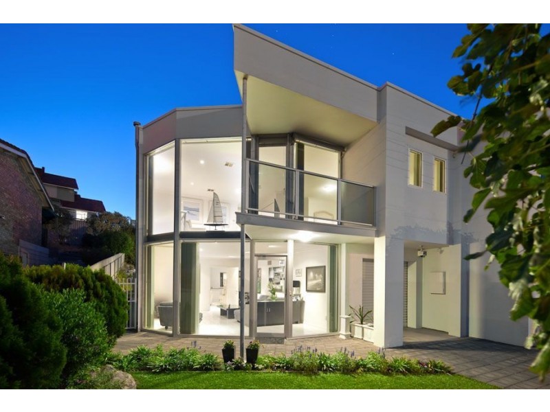 77 Military Road, Tennyson SA 5022