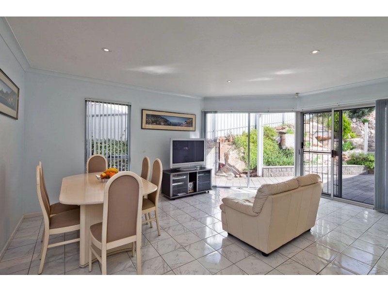 77 Military Road, Tennyson SA 5022