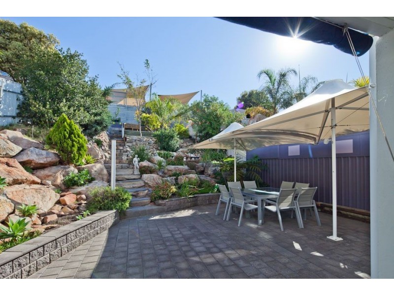 77 Military Road, Tennyson SA 5022