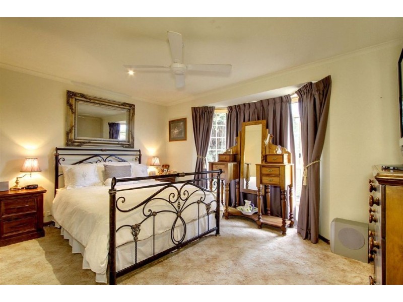 28 Fifth Avenue, Cheltenham SA 5014