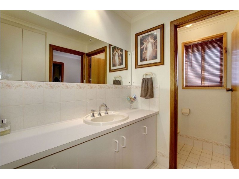 28 Fifth Avenue, Cheltenham SA 5014