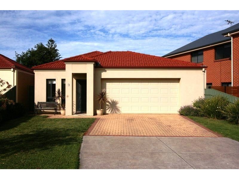 9 Hoover Road, Henley Beach South SA 5022
