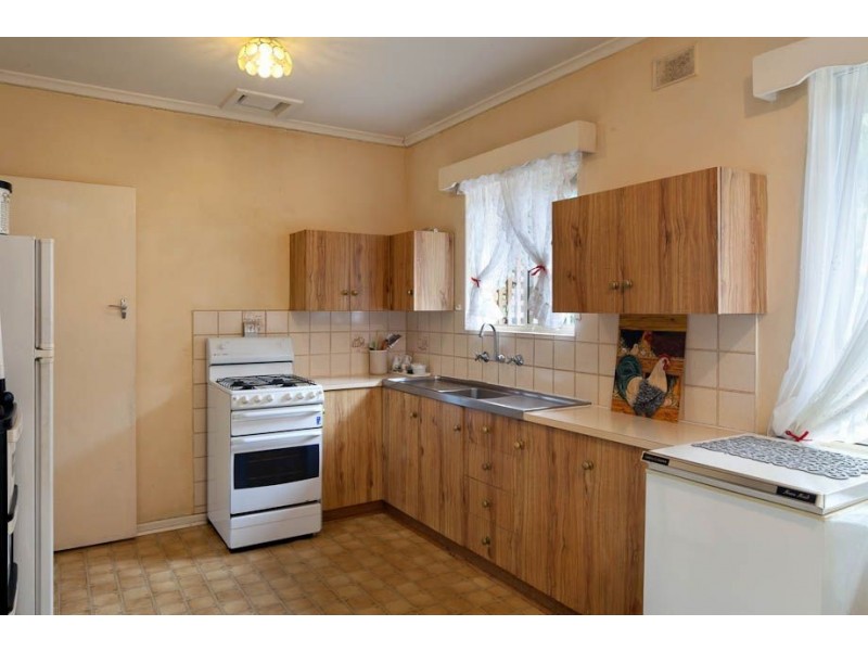 60 Autumn Avenue, Lockleys SA 5032