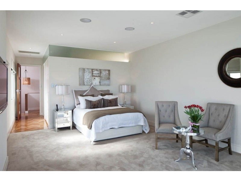 177 Esplanade, Henley Beach SA 5022