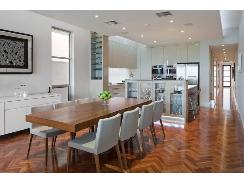 177 Esplanade, Henley Beach SA 5022