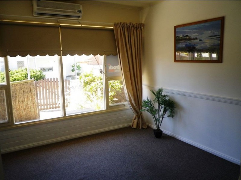4/156 seaview road, Henley Beach South SA 5022