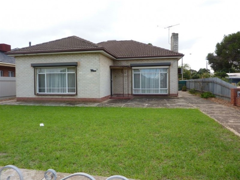 11 Third Avenue, Seaton SA 5023