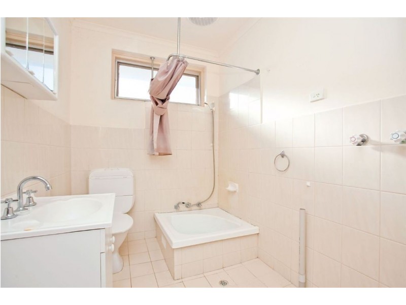 11/18 West Beach Road, West Beach SA 5024