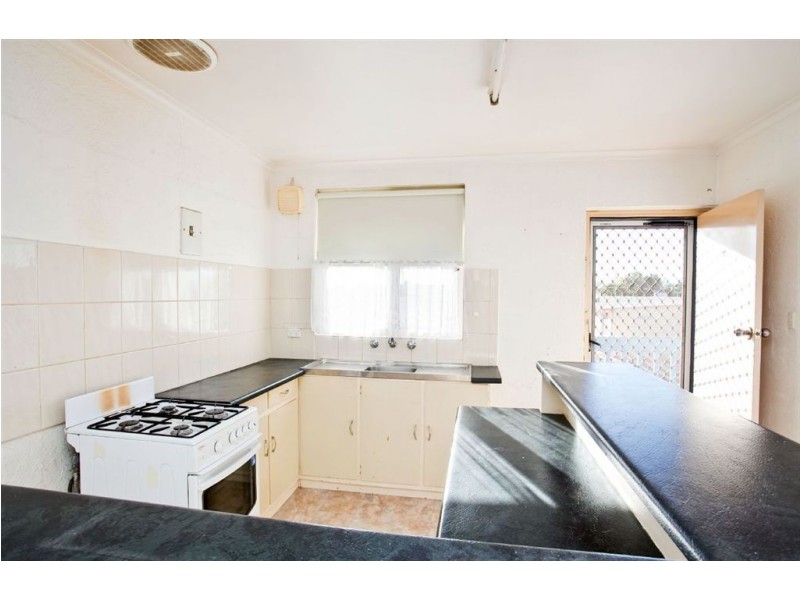 11/18 West Beach Road, West Beach SA 5024