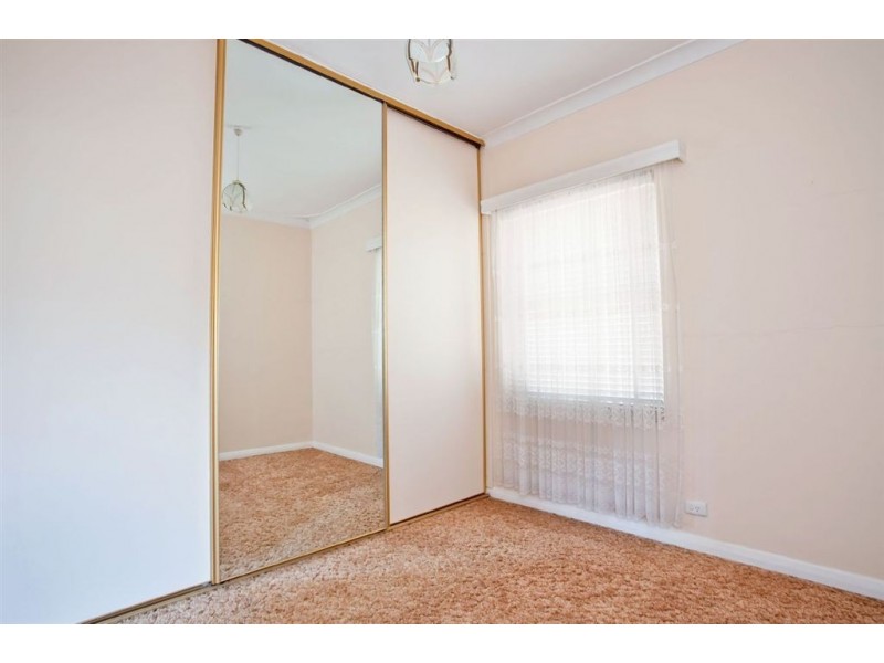 8 Rodgers Avenue, Henley Beach South SA 5022