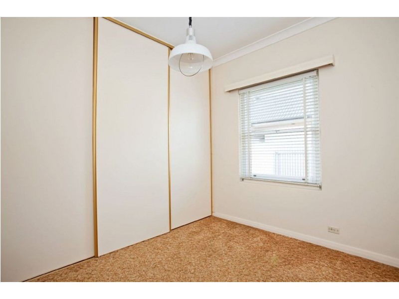 8 Rodgers Avenue, Henley Beach South SA 5022