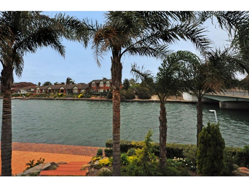 15/157 Brebner Drive, West Lakes SA 5021