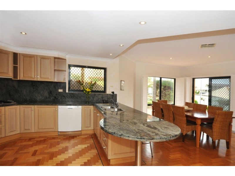 15/157 Brebner Drive, West Lakes SA 5021