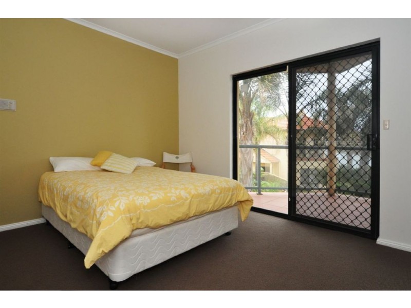 15/157 Brebner Drive, West Lakes SA 5021