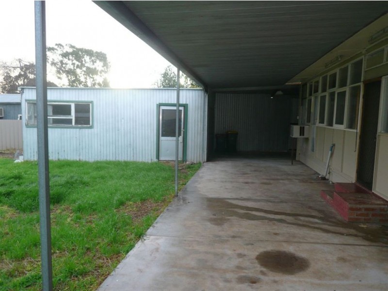 4 Tolmer Road, Elizabeth Park SA 5113