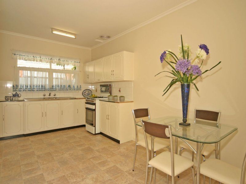 2/14 Fifth Av, Glenelg East SA 5045