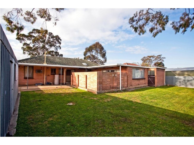 4 Fleetwood Crescent, Henley Beach South SA 5022