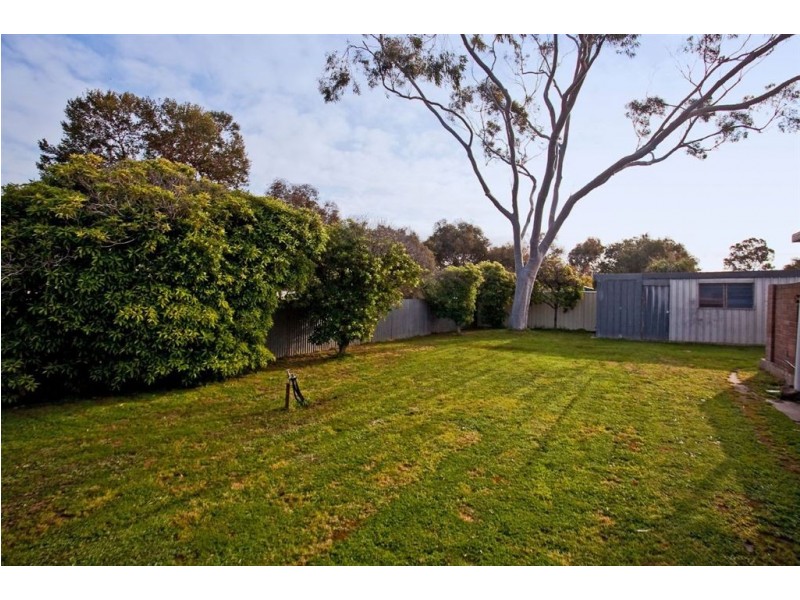 4 Fleetwood Crescent, Henley Beach South SA 5022
