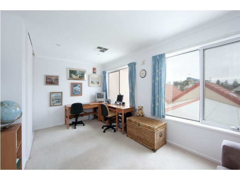 1/2 Cooroyba Court, North Haven SA 5018