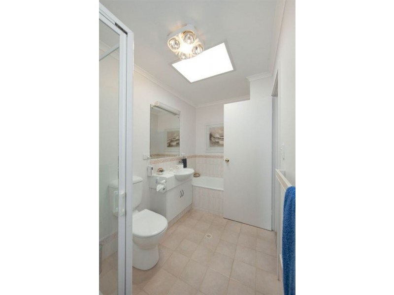 1/2 Cooroyba Court, North Haven SA 5018