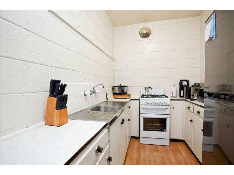 4/23 Military Road, West Beach SA 5024