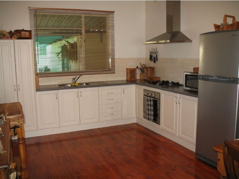 18 First Street, Semaphore Park SA 5019