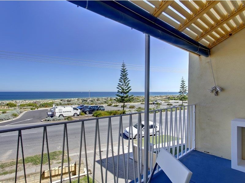 4/62 Seaview Road, West Beach SA 5024