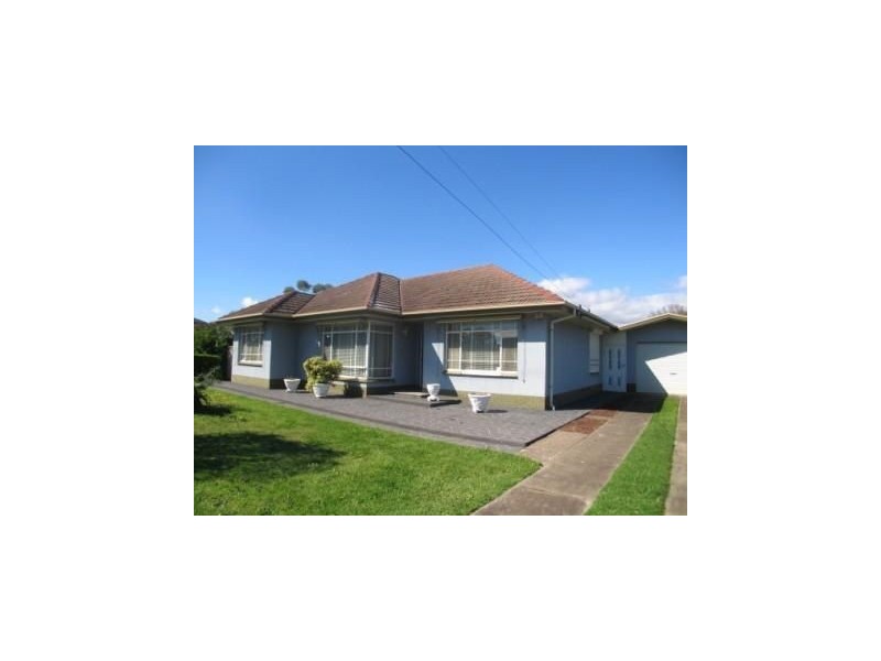 2 Mitton Avenue, Henley Beach South SA 5022