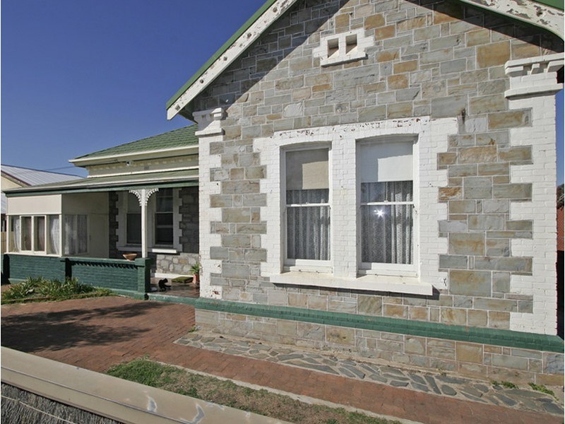 322 Military Road, Largs Bay SA 5016