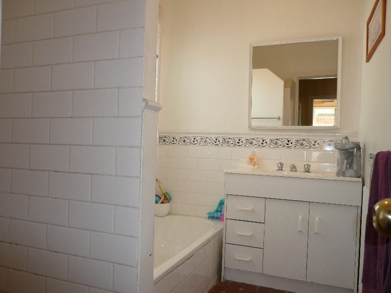 14 Wilson Street, Queenstown SA 5014