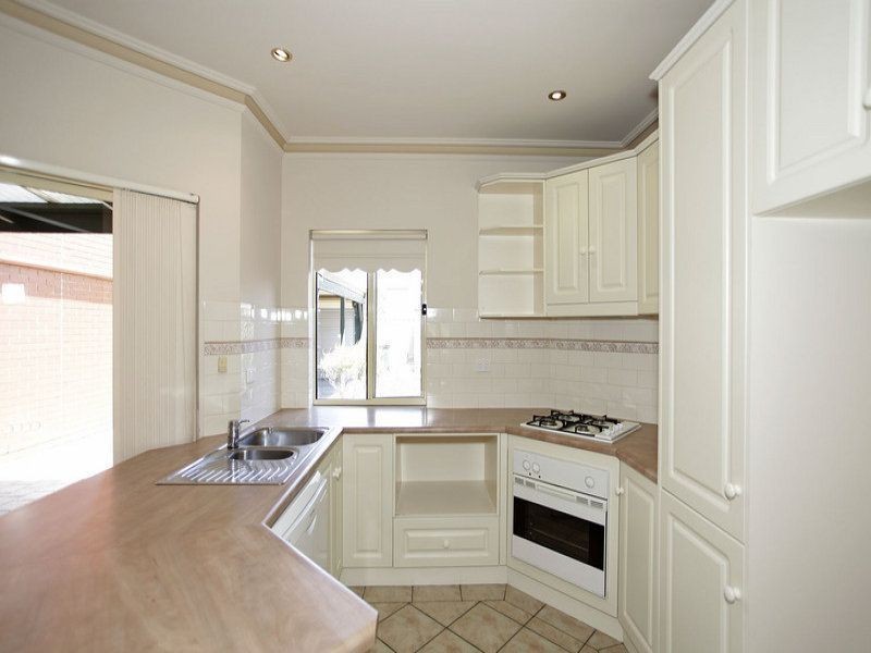 28 hallet Blvd, Allenby Gardens SA 5009