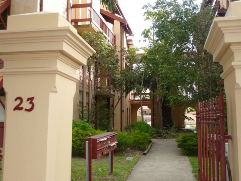 11/23 Moseley St, Glenelg SA 5045