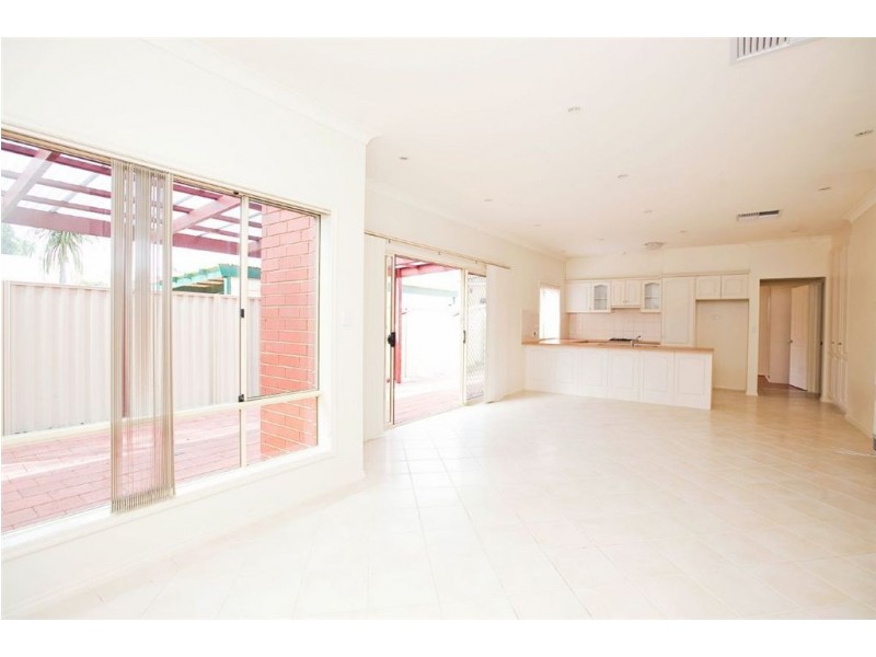 14 Gloucester Street, Largs Bay SA 5016