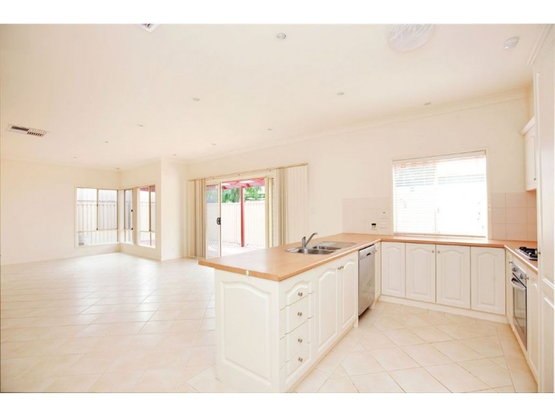 14 Gloucester Street, Largs Bay SA 5016