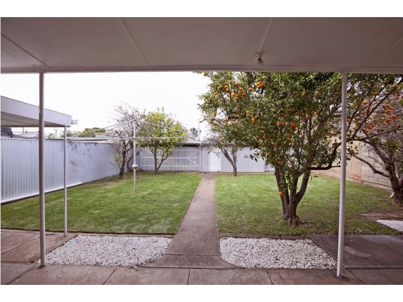 85 Wattle Av, Royal Park SA 5014