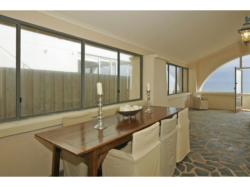 145 Esplanade, Henley Beach South SA 5022