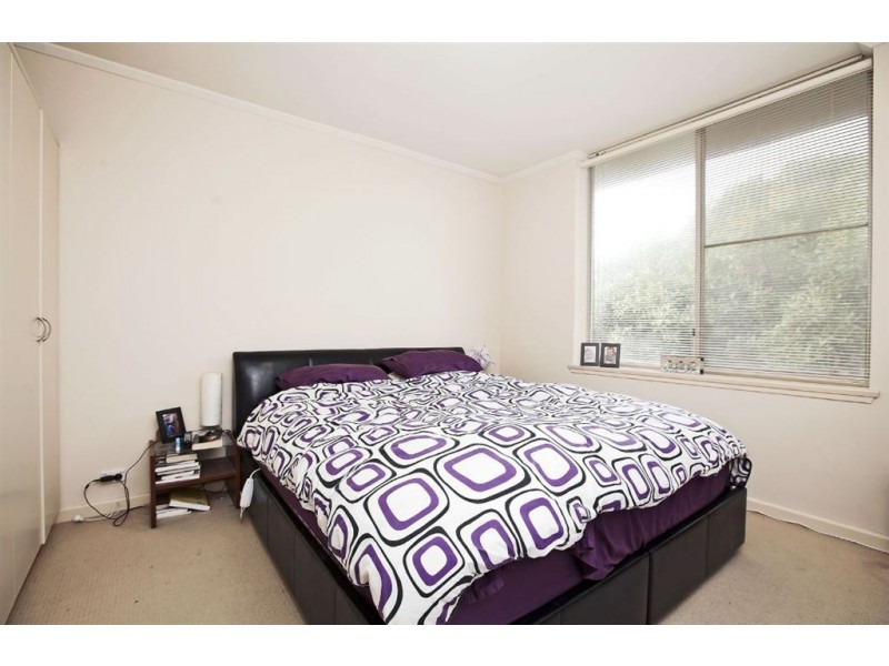 13/4 Bristol Place, Glenelg SA 5045