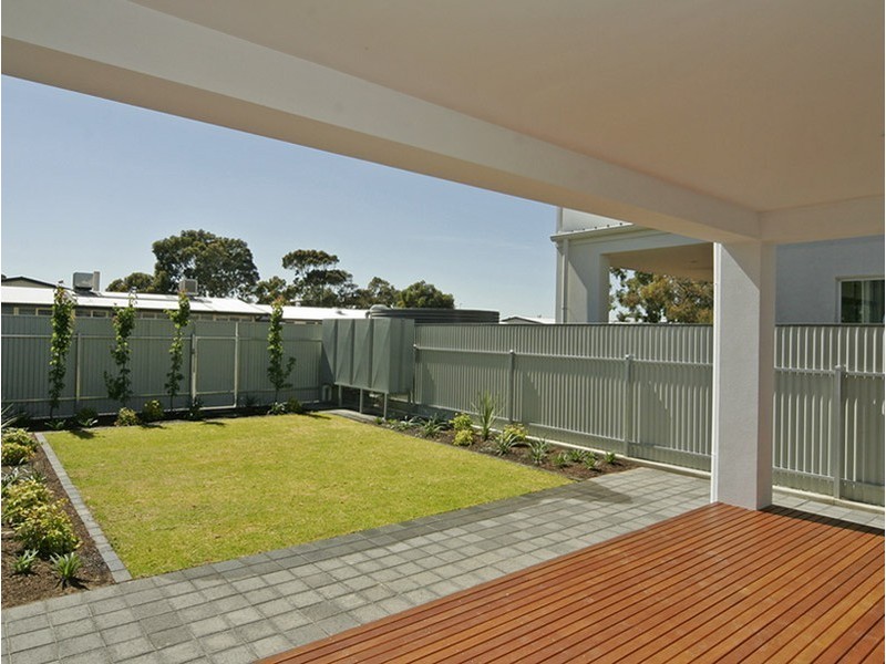 30 White Street, Henley Beach SA 5022