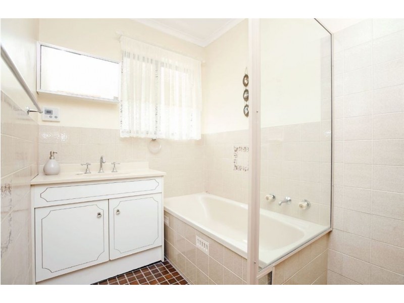 2/61 Wills st, Largs Bay SA 5016