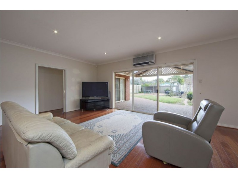 1 Burnie Avenue, Campbelltown SA 5074
